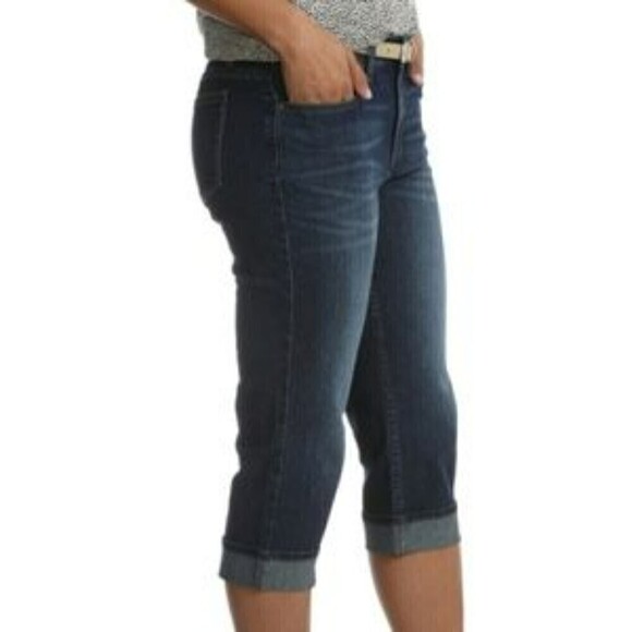 Classic Riders by Lee Mid Rise Capri Jeans - Size 8 - Picture 1 of 10